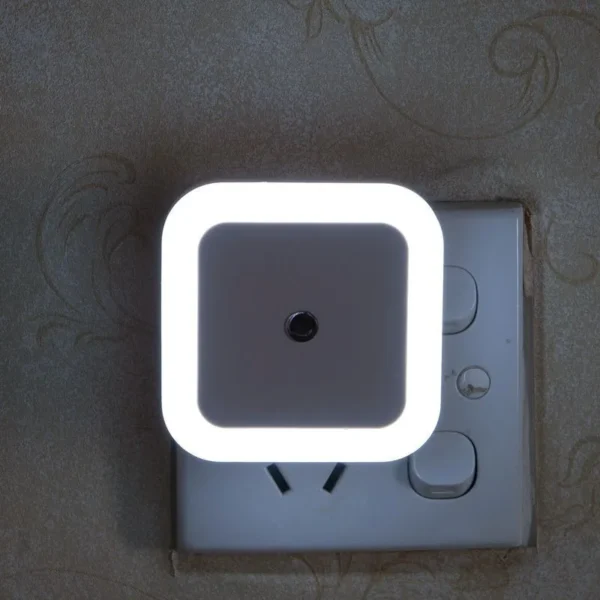 Luce Notturna LED con Sensore Crepuscolare - immagine 9