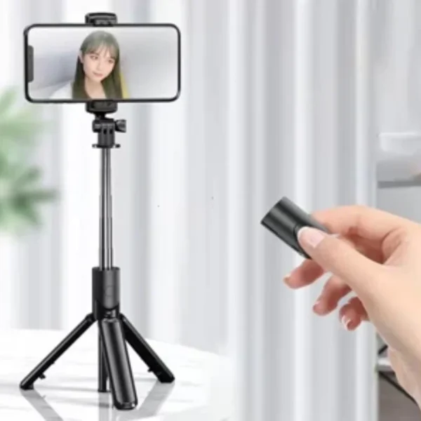 3 in 1 Wireless Selfie Tripod con Luce di Riempimento e Bluetooth - immagine 2